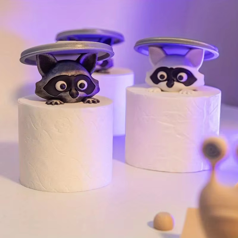 かわいいアライグマのトイレットペーパーホルダー、遊び心のある - Home Bathroom Ideas のレビューと価格